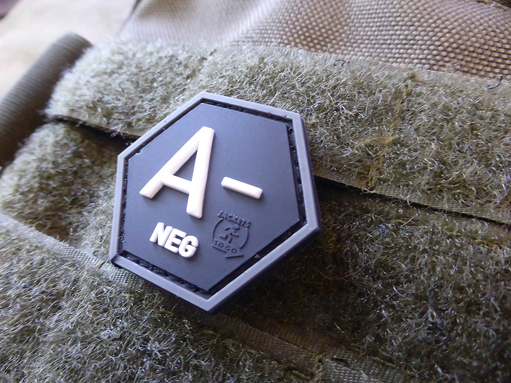 Blutgruppen Patch A Neg, Hexagon Patch swat / 3D Rubber Patch, HexPatch - Patch Snatched