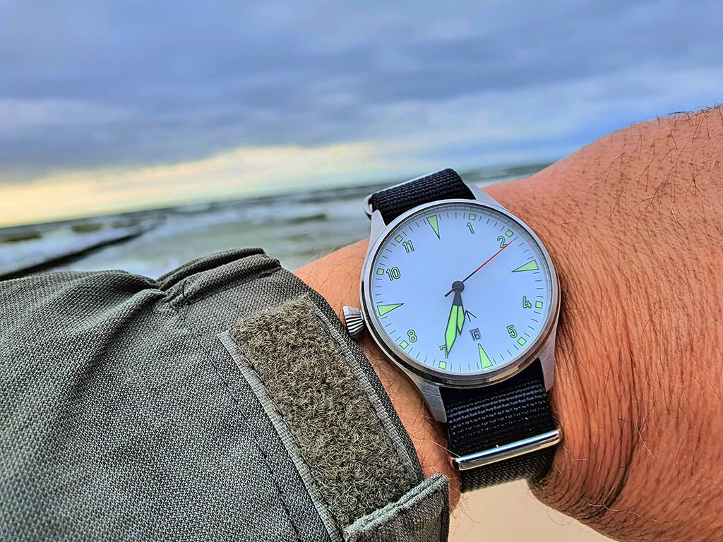 Military watch WHITE "WATCH ONE" by "CS hoch2", classic watch, automatic movement, stainless steel case, 10 ATM, sapphire glass, NATO strap - Patch Snatched