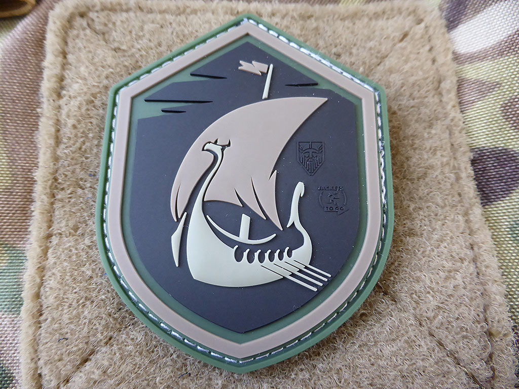 DRAGONSHIP AT NIGHT Patch, dark-mc / 3D Rubber Patch - Patch Snatched