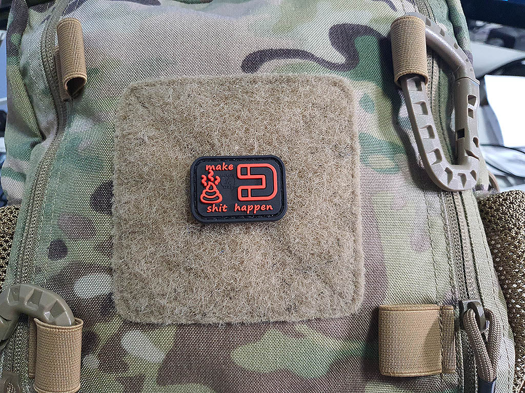 micro ShitMagnet Patch, blackmedic, 3D Rubber Patch - Patch Snatched