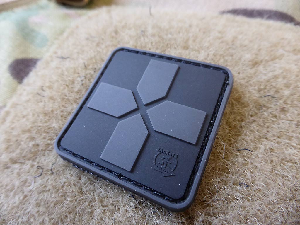 RedCross Medic Patch, 40mm, blackops / 3D Rubber Patch - Patch Snatched