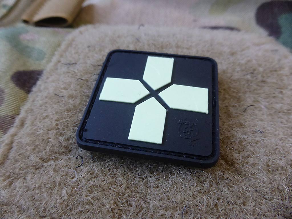 RedCross Medic Patch, 40mm, gid / 3D Rubber Patch - Patch Snatched