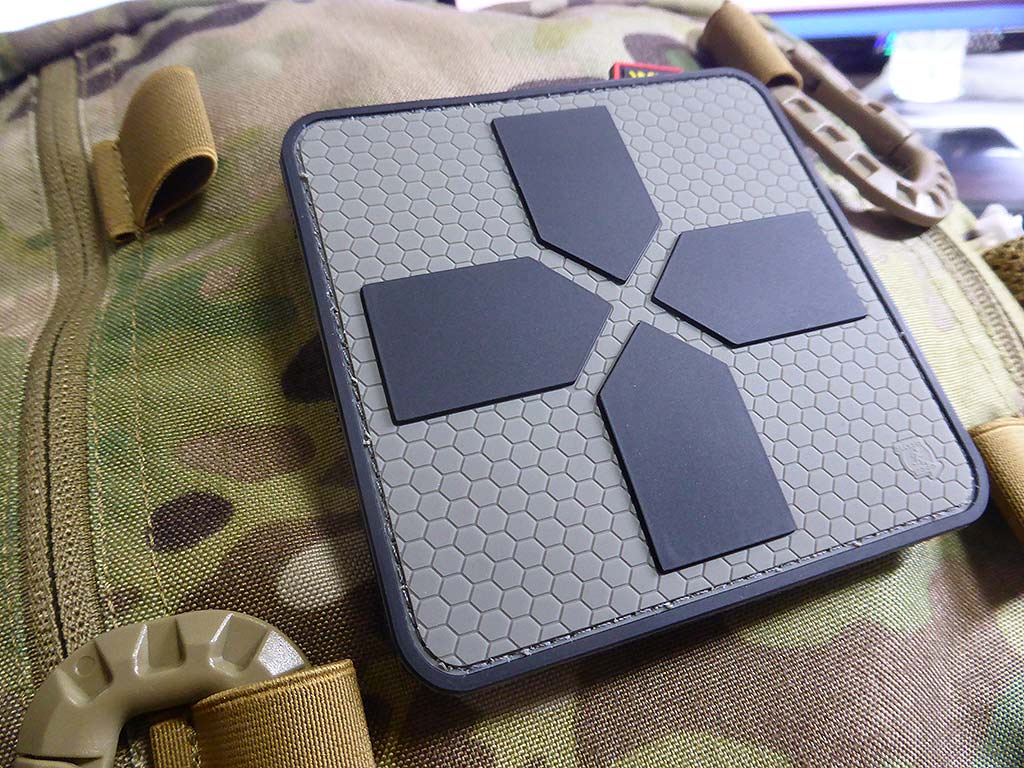 Big RedCross Medic Patch, 100mm, steingrau olive / 3D Rubber Patch - Patch Snatched