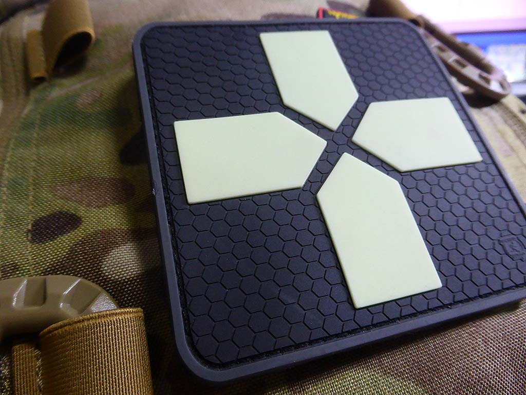 Big RedCross Medic Patch, 100mm, gid / 3D Rubber Patch - Patch Snatched