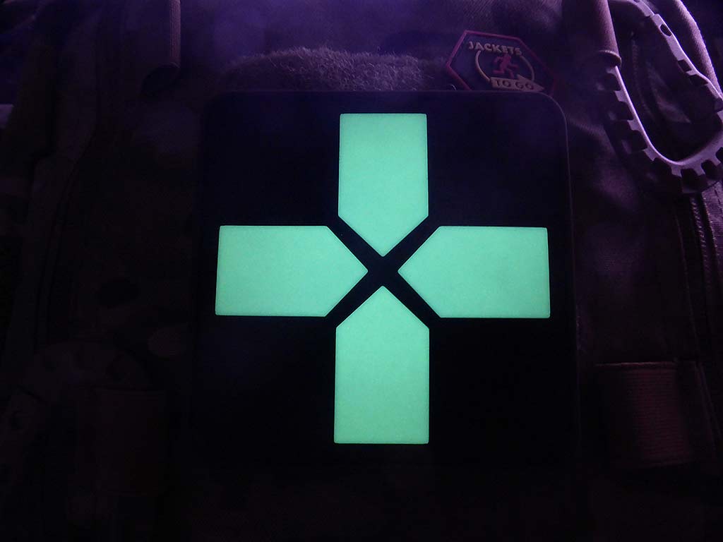 Big RedCross Medic Patch, 100mm, gid / 3D Rubber Patch - Patch Snatched