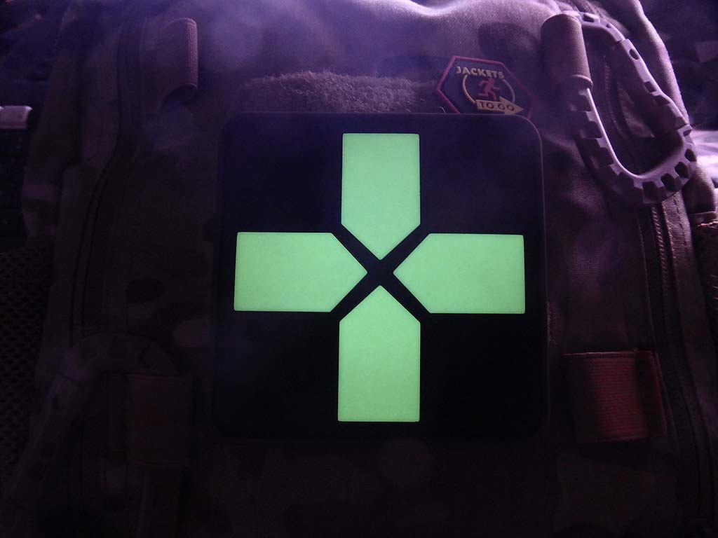 Big RedCross Medic Patch, 100mm, gid / 3D Rubber Patch - Patch Snatched