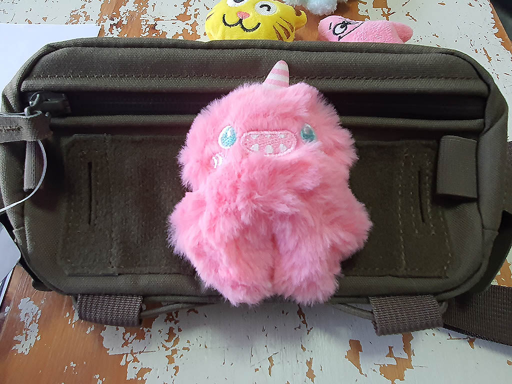 Stoffplüschpatch Monster Unicorn pink, mit Klettfläche auf der Rückseite - Patch Snatched
