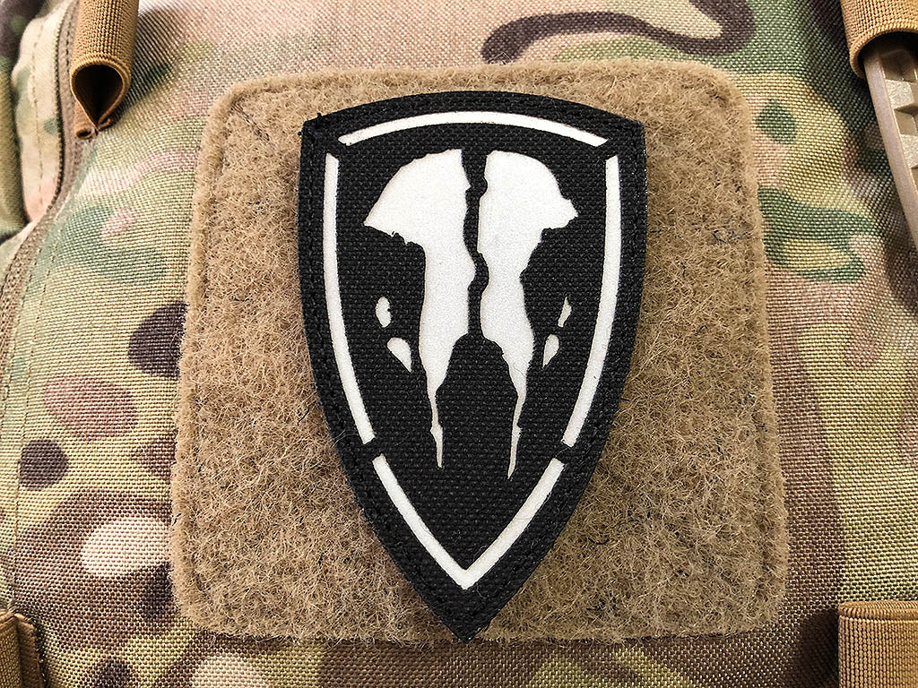 LastManBattalion, Lasercut Patch, schwarz und weiss reflektierend, Cordura Lasercut - Patch Snatched