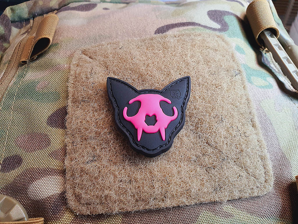 Nightmare Skull Cat Patch small Nr.1, pink gid (pink glow in the dark), 3D Rubber Patch