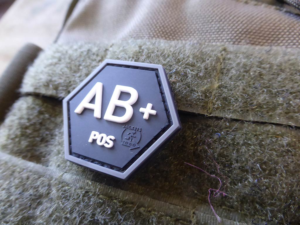 Blutgruppen Patch AB Pos, Hexagon Patch, swat / 3D Rubber Patch