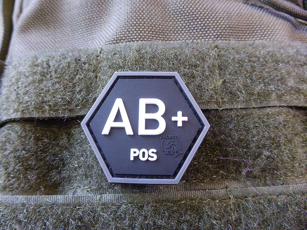 Blutgruppen Patch AB Pos, Hexagon Patch, swat / 3D Rubber Patch