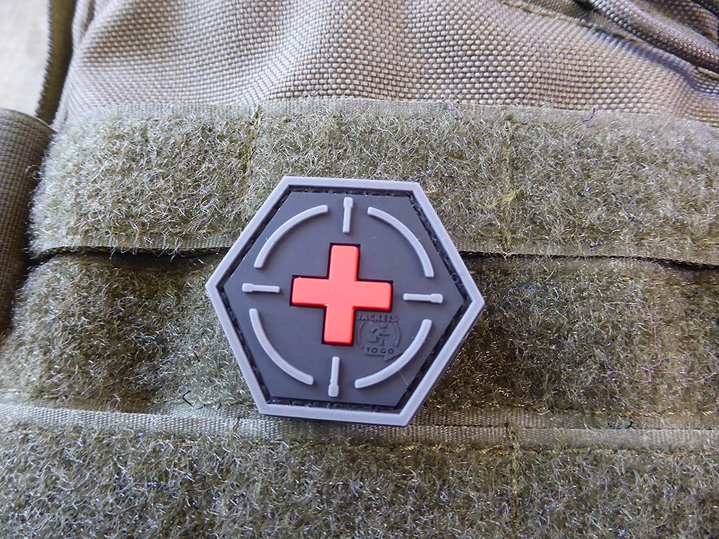 Tactique Medic Red Cross, Hexagon Patch, blackmedic / 3D Rubber Patch, HexPatch