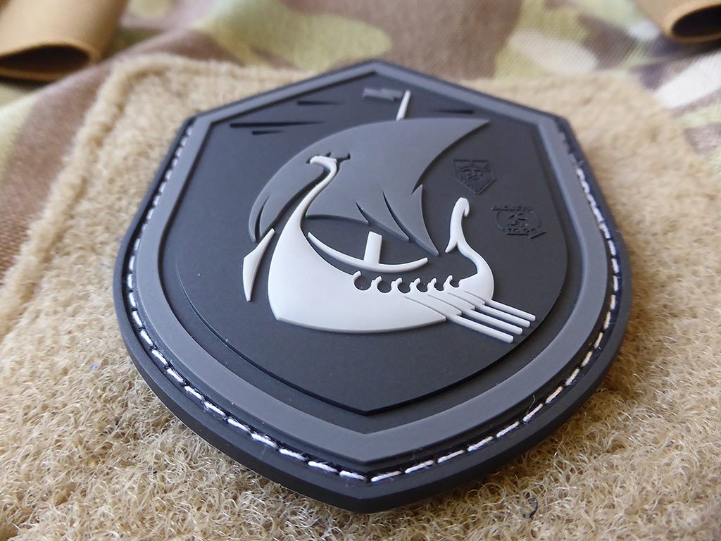 DRAGONSHIP AT NIGHT Patch, blackops / 3D Rubber Patch - Patch Snatched