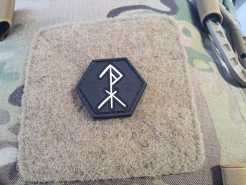 Schutzrunen Patch, Protected by Odin, Thor, Tyr, gid, Hexagon Patch, 3D Rubber Patch