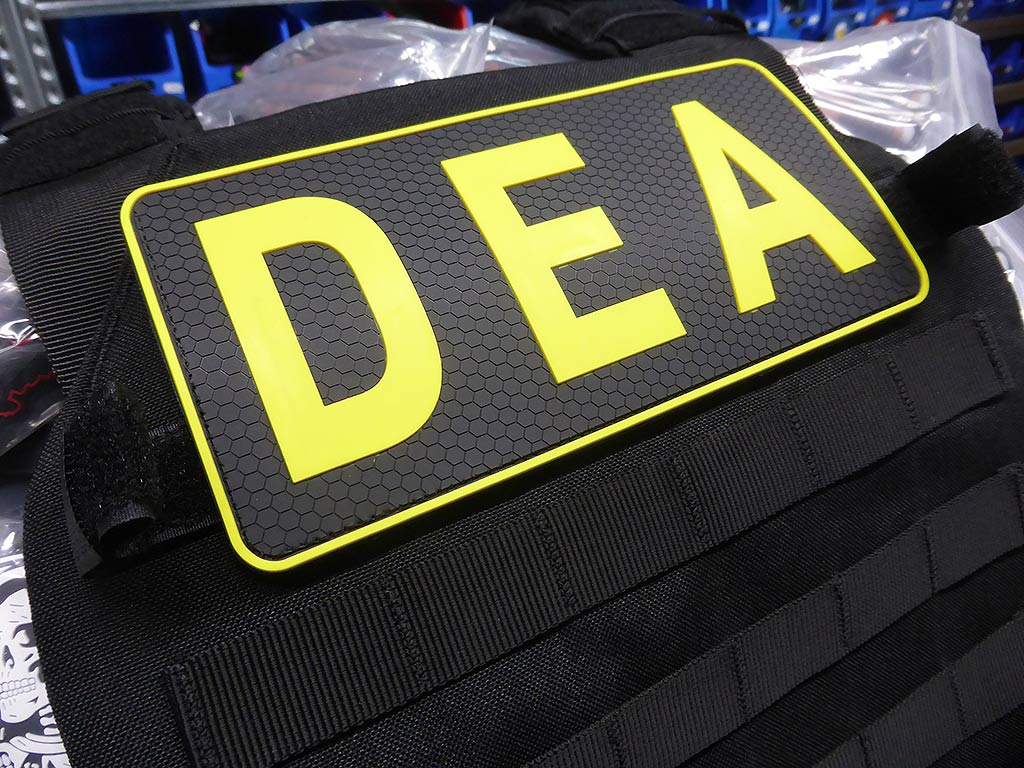 Backplate DEA / Drug Enforcement Agency Patch, gelb / 3D Rubber Patch