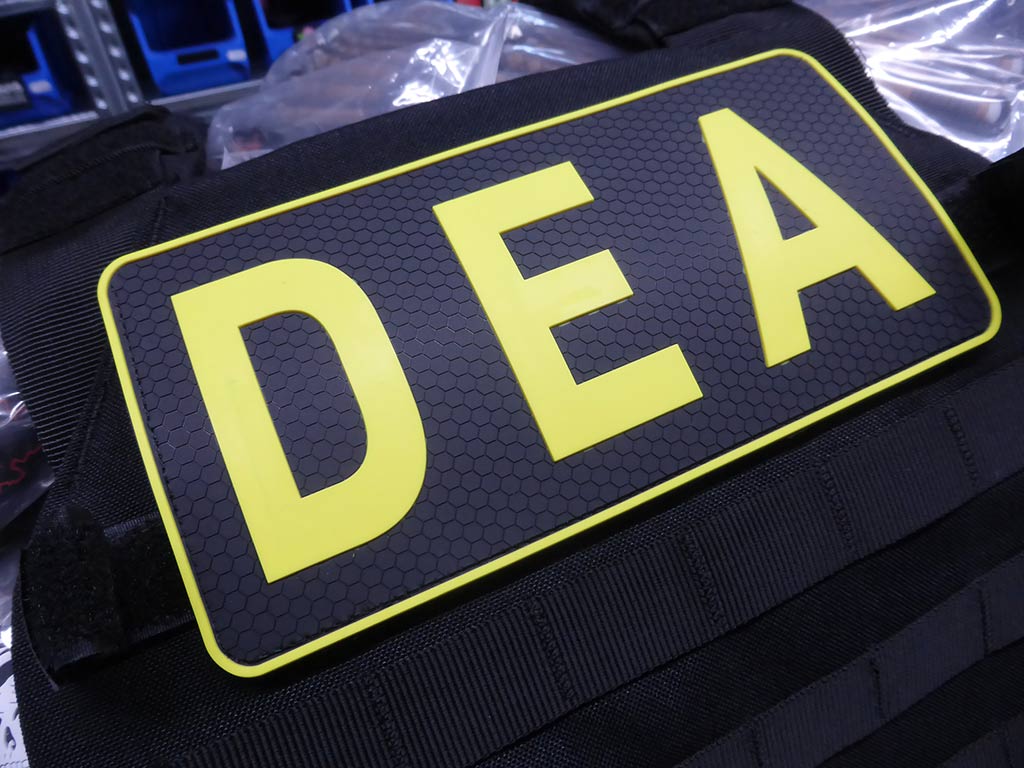Backplate DEA / Drug Enforcement Agency Patch, yellow / 3D Rubber Patch