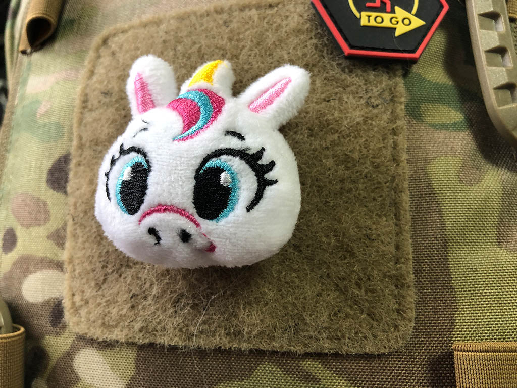 Stoffplüschpatch Unicorn, mit Klettfläche auf der Rückseite - Patch Snatched