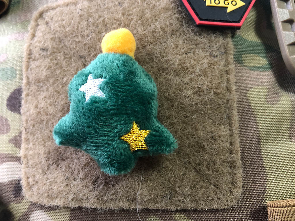 Patch en tissu peluche Petit Sapin de Noël, avec Velcro au dos