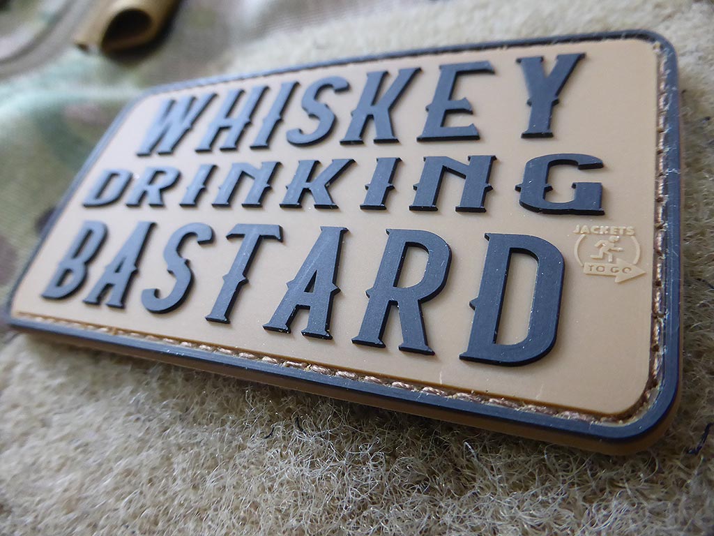 WHISKY DRINKING BASTARD Patch, marron coyote / Patch caoutchouc 3D