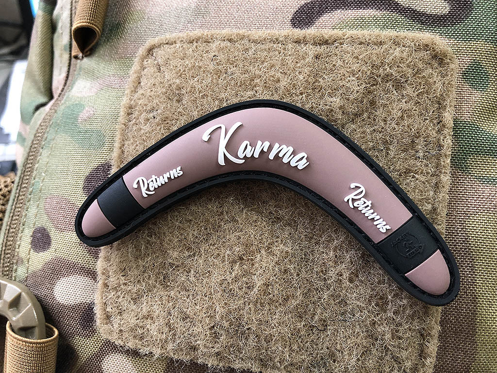 Karma Returns Boomerang Patch, café / caoutchouc 3D