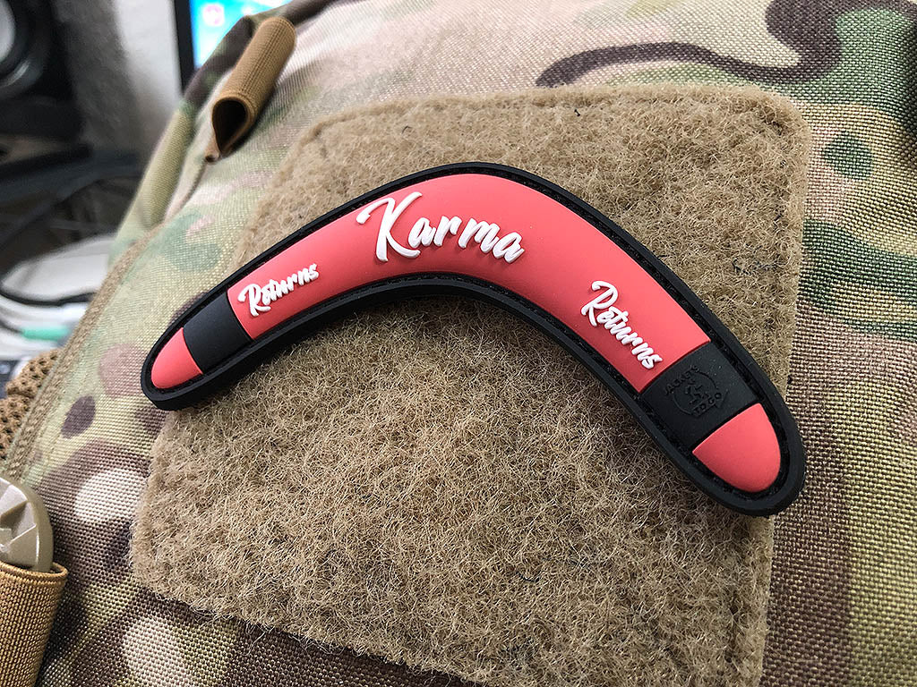 Karma Returns Boomerang Patch, rose / 3D Rubber