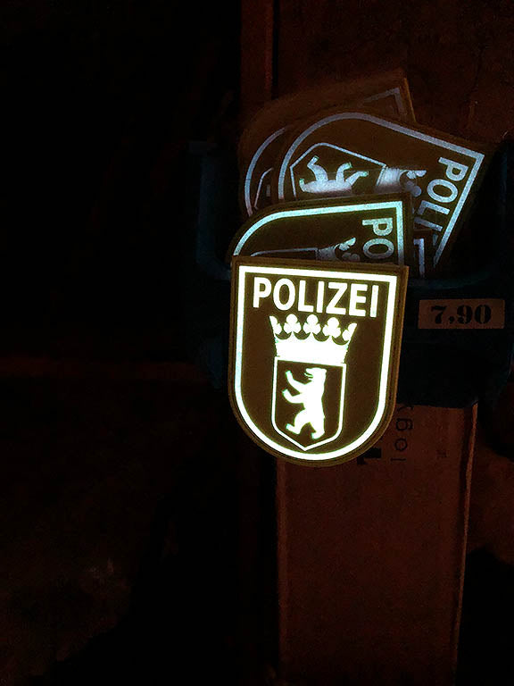 Ärmelabzeichen Polizei Berlin Patch, signalgelb / weiss nachleuchtend / 3D Rubber patch