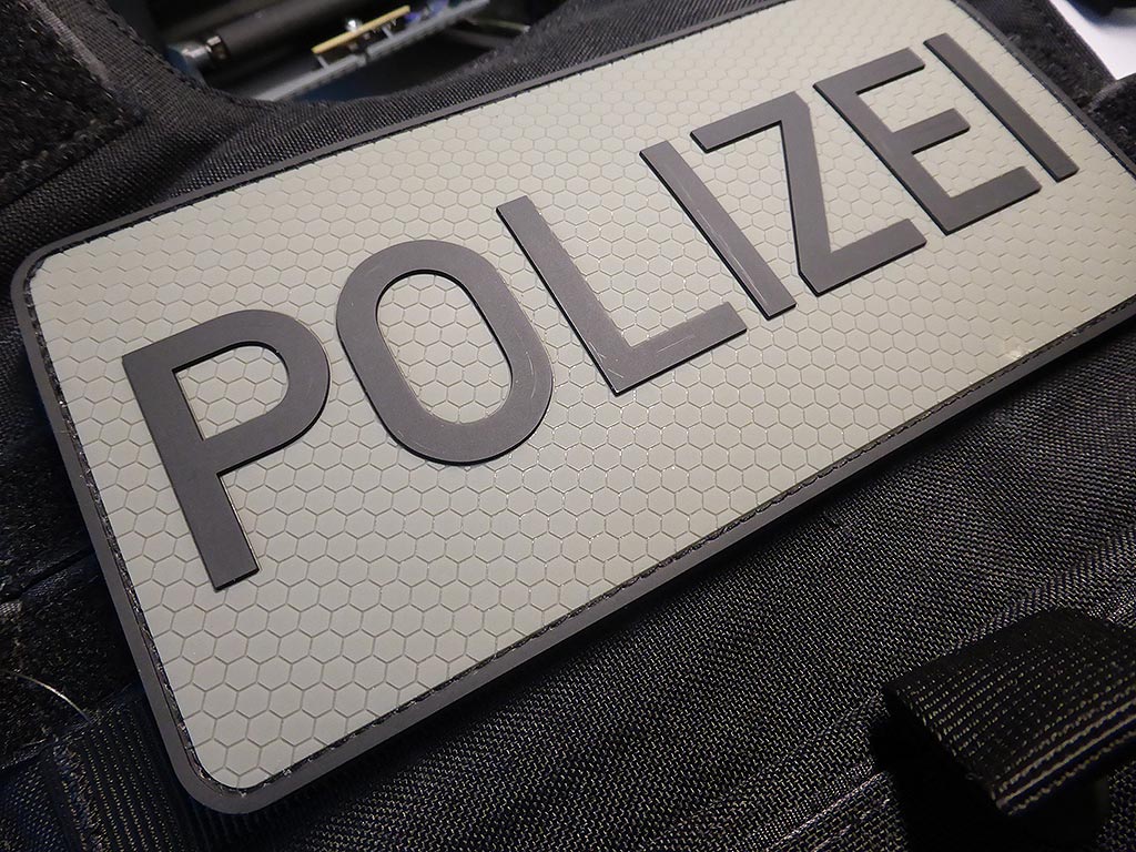 Rückenschild Polizei Patch, steingrau-oliv / 3D Rubber patch