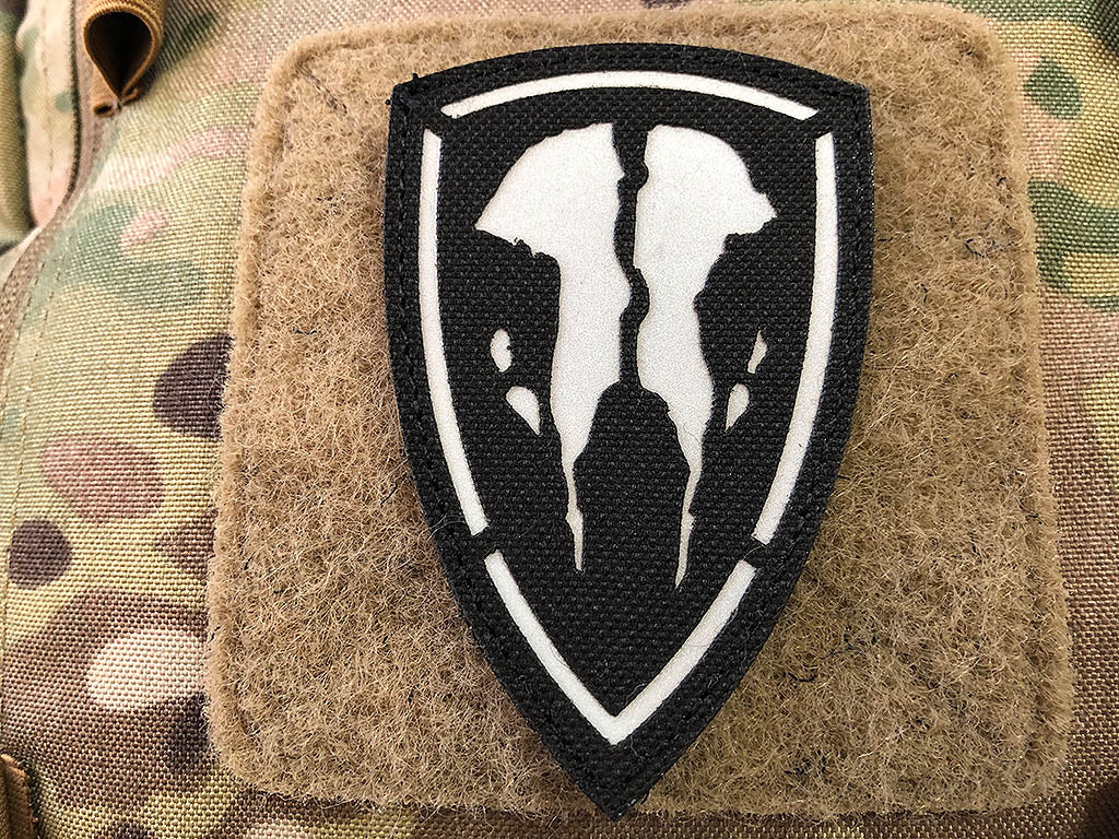 LastManBattalion, Lasercut Patch, reflets noir et blanc, Cordura Lasercut