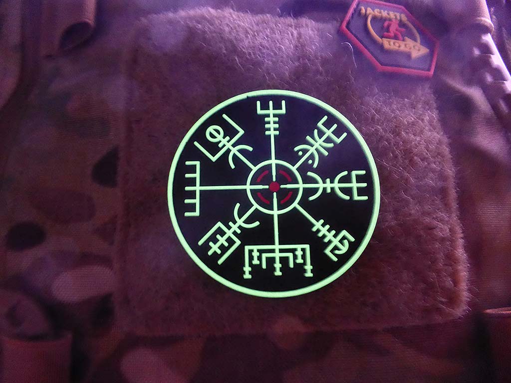 VEGVISIR VIKING COMPASS Patch, gid / 3D Rubber Patch