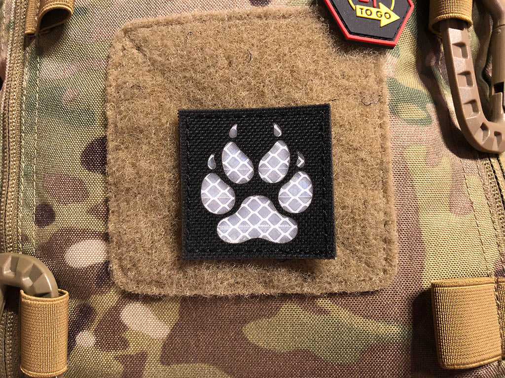 K9 Claw Lasercutpatch, schwarz, reflektierendes Logo, mit Klettrückseite