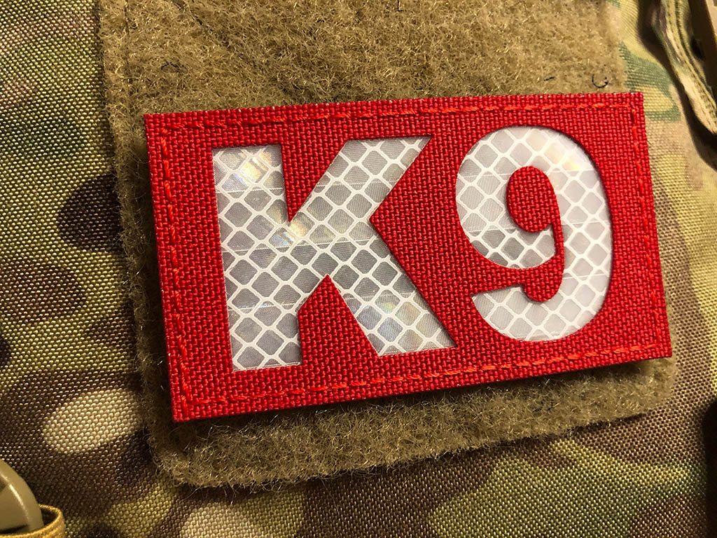 K9 Lasercutpatch, Signalrot, reflektierender K9 Schriftzug, mit Klettrückseite