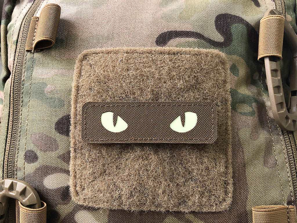 Cat Eyes Lasercut Patch, Coyote, gid nachleuchtende Augen  / Cordura Lasercut