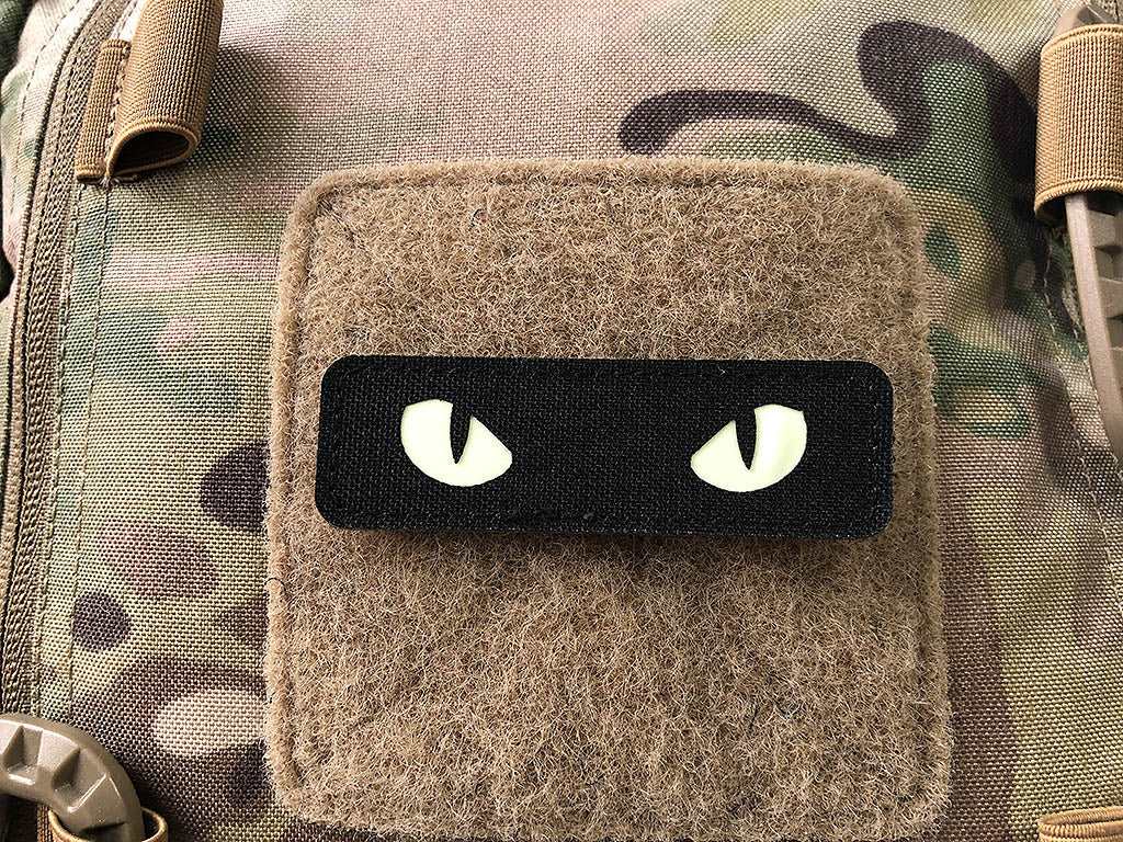 Cat Eyes Lasercut Patch, schwarz, gid nachleuchtende Augen  / Cordura Lasercut