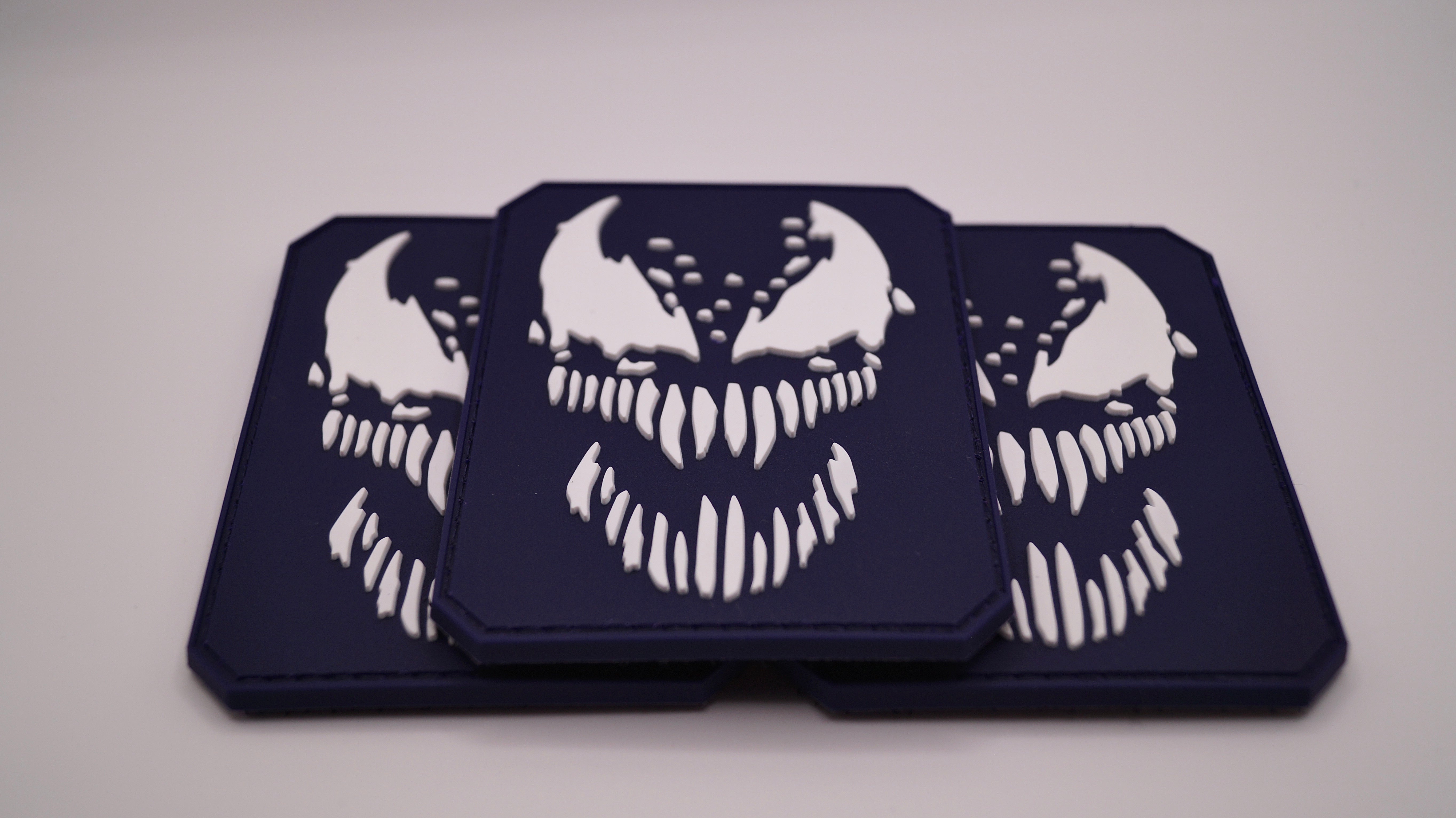 Alien 3D Rubber Patch Lila – Taktischer Klett-Patch - Patch Snatched