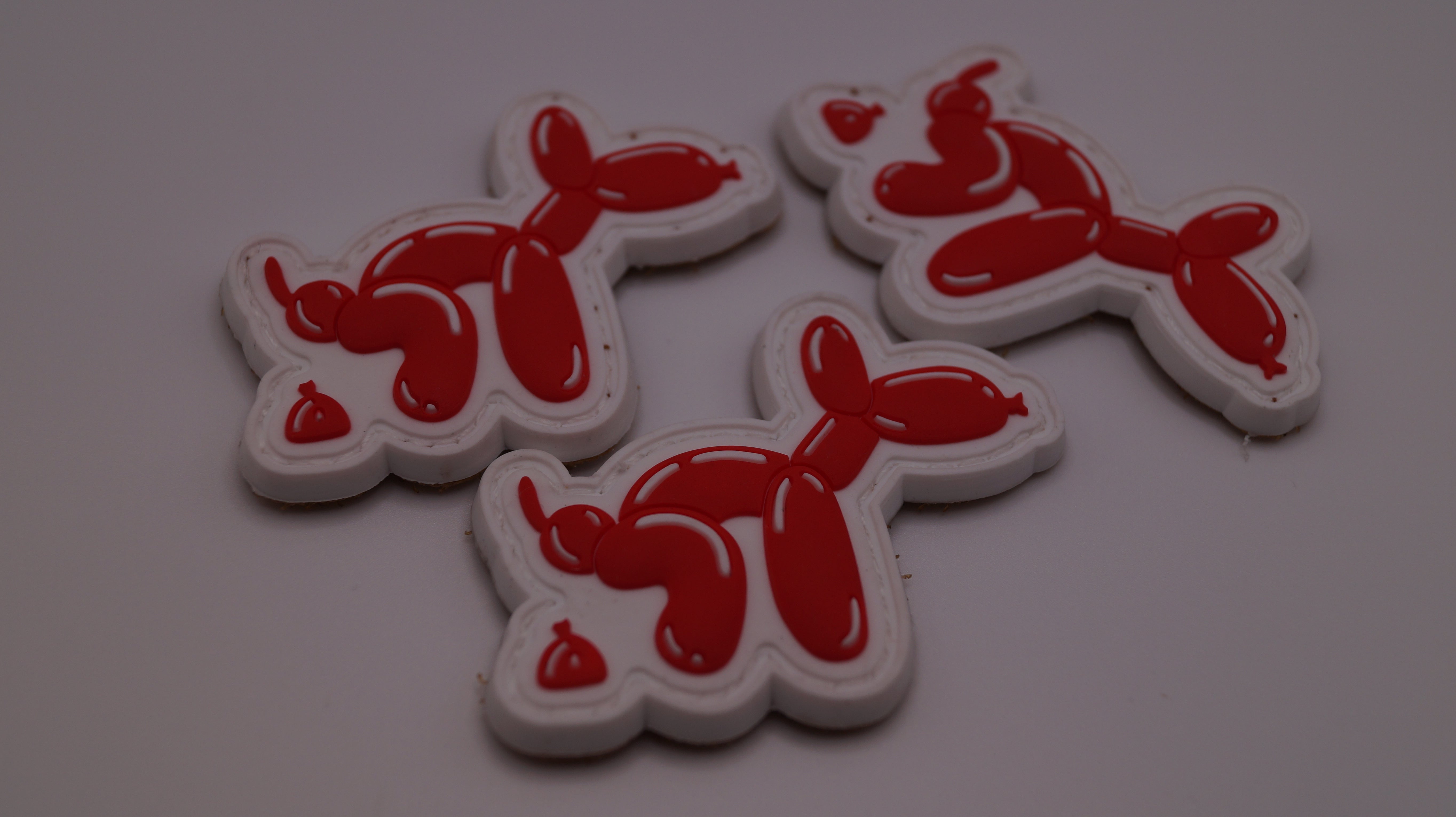 Shitting Dog Rubberpatch Red