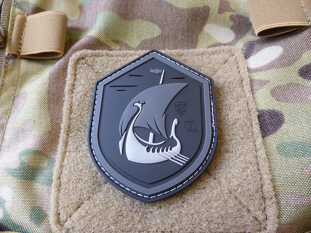 DRAGONSHIP AT NIGHT Patch, blackops / 3D Rubber Patch - Patch Snatched