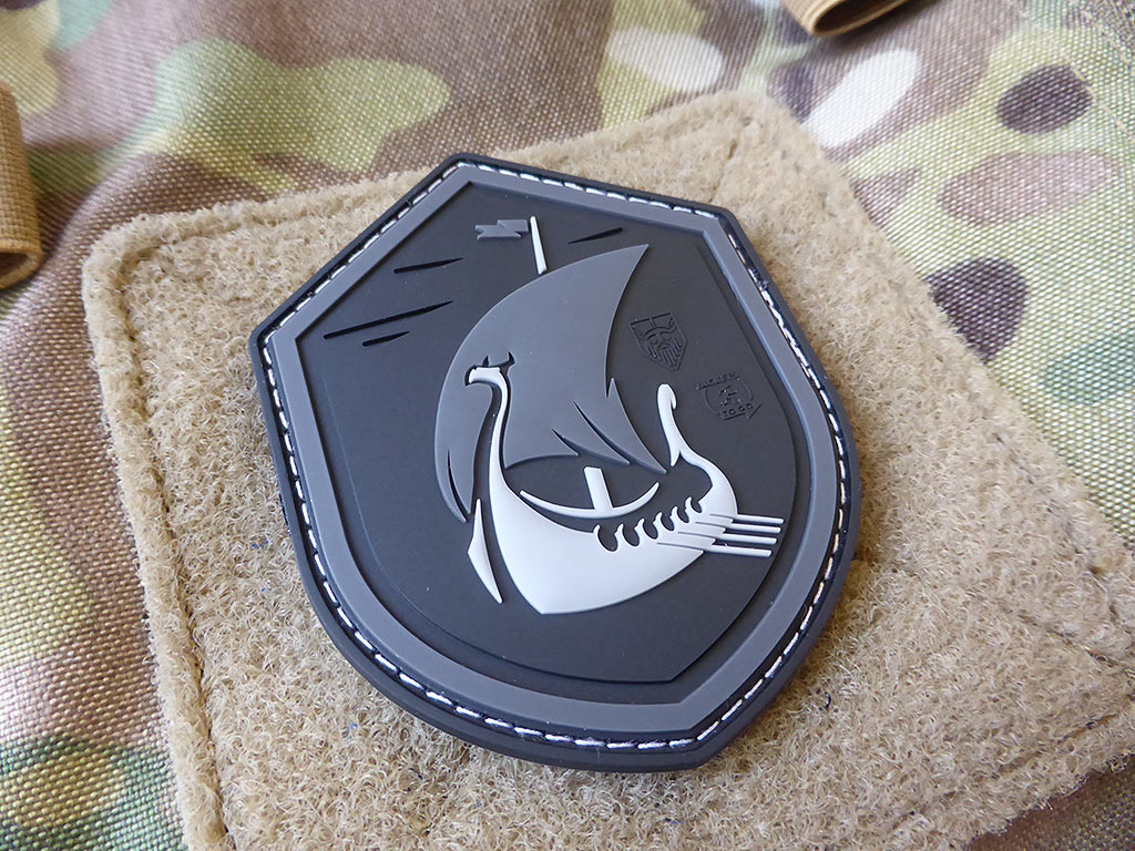 DRAGONSHIP AT NIGHT Patch, blackops / 3D Rubber Patch - Patch Snatched