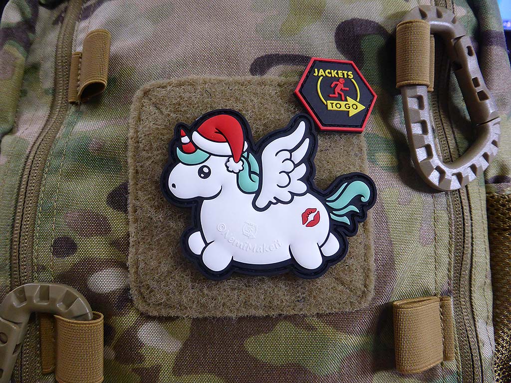 LICORNE DE NOËL / MERRY KISSMYASS Patch, patch en caoutchouc polychrome / 3D